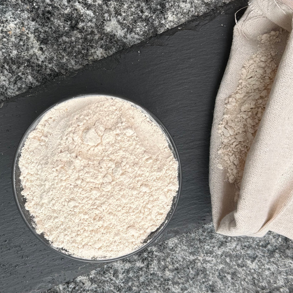 Organic wheat flour, T550