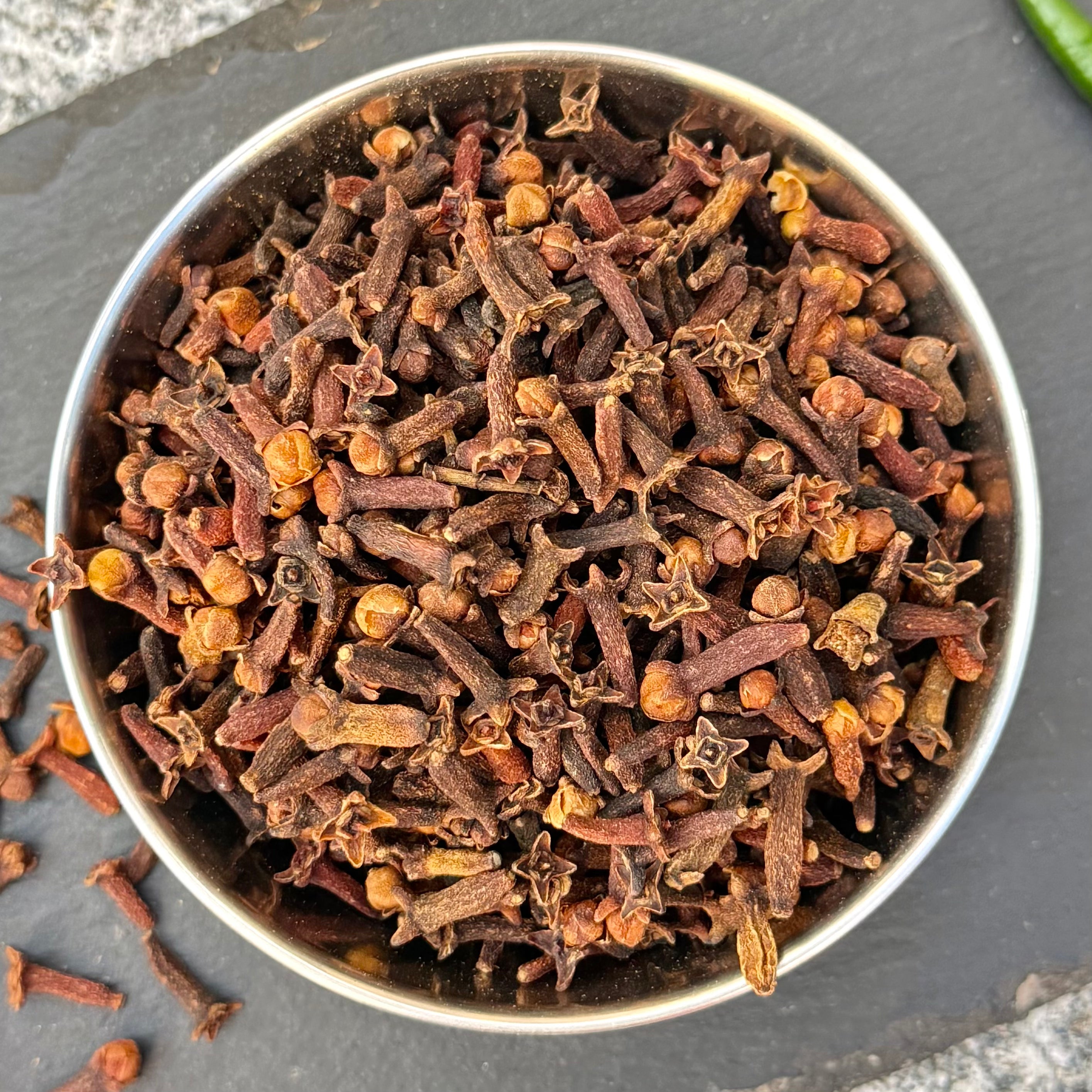 Organic Cloves | whole
